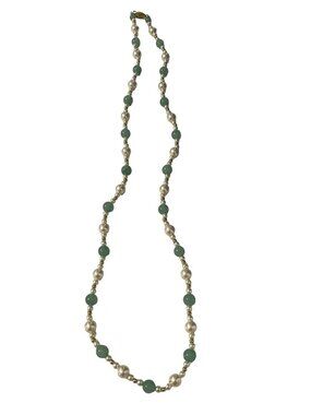 Vintage Pearl and Green Bead Necklace 28 Inch Strand Gold Tone Clasp Classic Ele